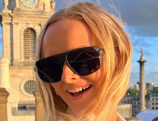 Bea - Secret Agent <br />(Social Media) Bea - Social Media Manager